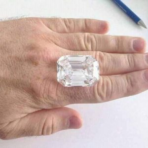 Diamond Emerald Cut (Switzerland)