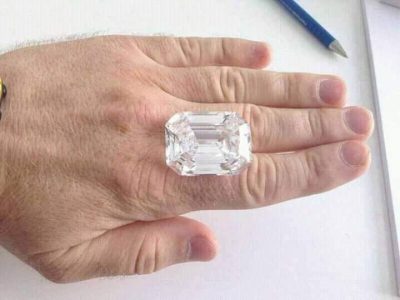Diamond Emerald Cut (Switzerland)