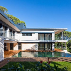 NEWLY BUILT VILLA LOCATED CLOSE TO THE GRAND HOTEL OF CAP-FERRAT《FRANCE》
