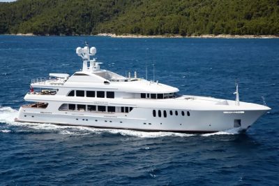 Yacht Mustique