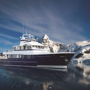 Yacht Cape Scott 114