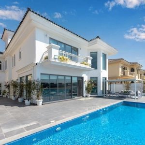 Beachfront Villa Luxury on The Palm Jumeirah
