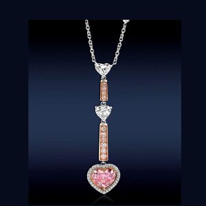 THE COUER NECKLACE THE COUER NECKLACE
